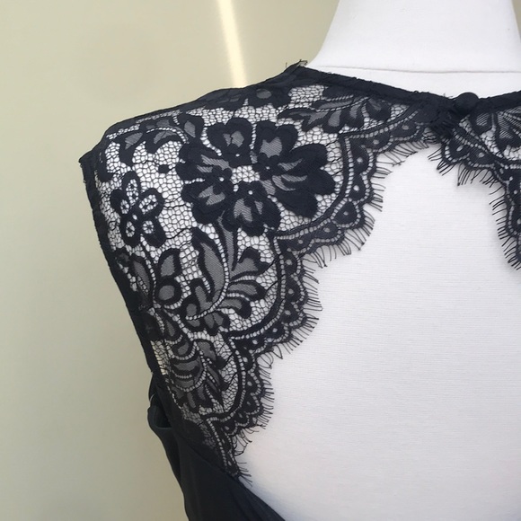 Scarlett Black and Lace Dress - Picture 3 of 6